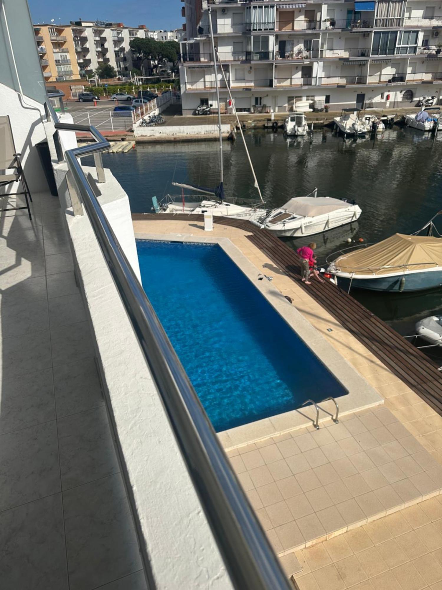 Bonito Apartamento En Roses Zona Familiar Εξωτερικό φωτογραφία